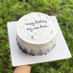 Vanilla Birthday Cake 1 Pound