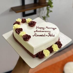 Vanilla Birthday Cake 1 Pound